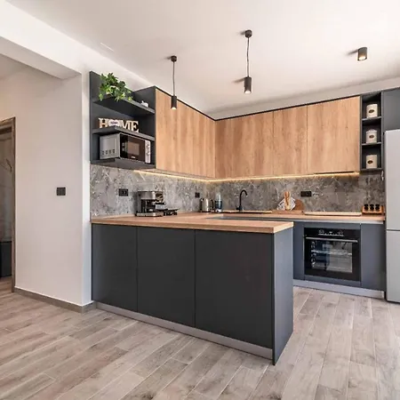 Half Moon Τρογκίρ